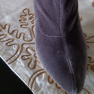 Velvet boots